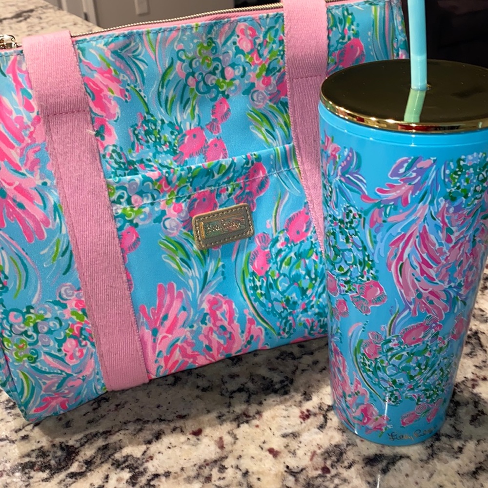 Lily Pulitzer Lunch Bag + Tumbler 🌸